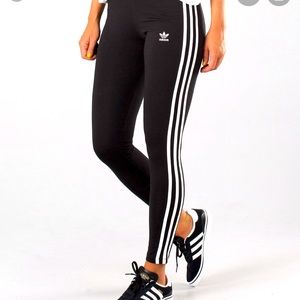 Women’s adidas leggings ! MEDIUM